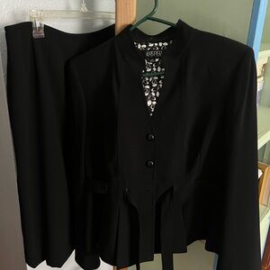 Kasper suit set